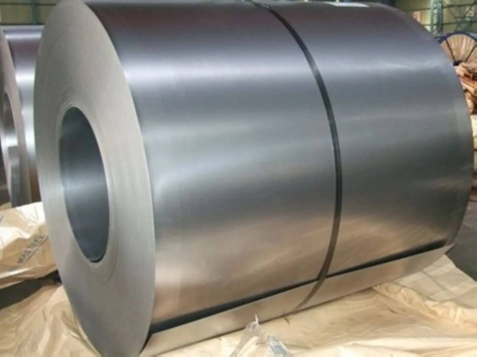Mua inox & nhôm theo từng ngành năm 2026: Chọn đúng vật liệu giúp giảm 10–30% chi phí dự án