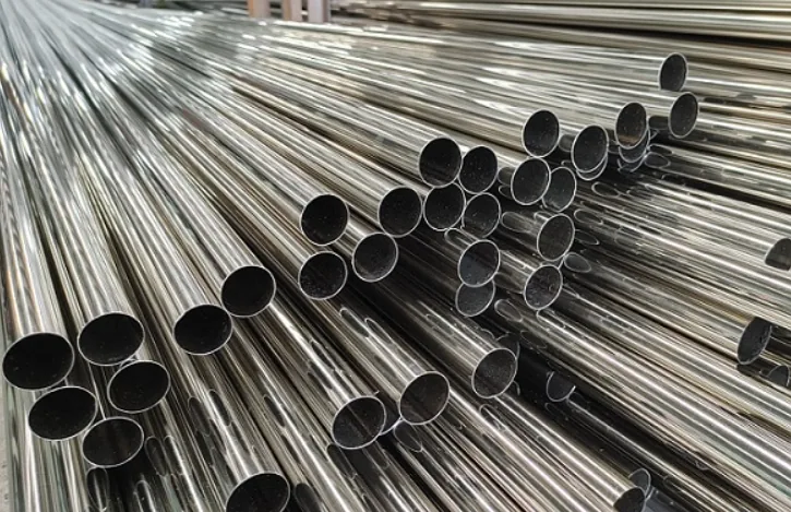 Ứng Dụng Thực Tiễn Của Ống Inox 430/2B Dày 2.5mm Trong Đời Sống và Công Nghiệp – hình 2