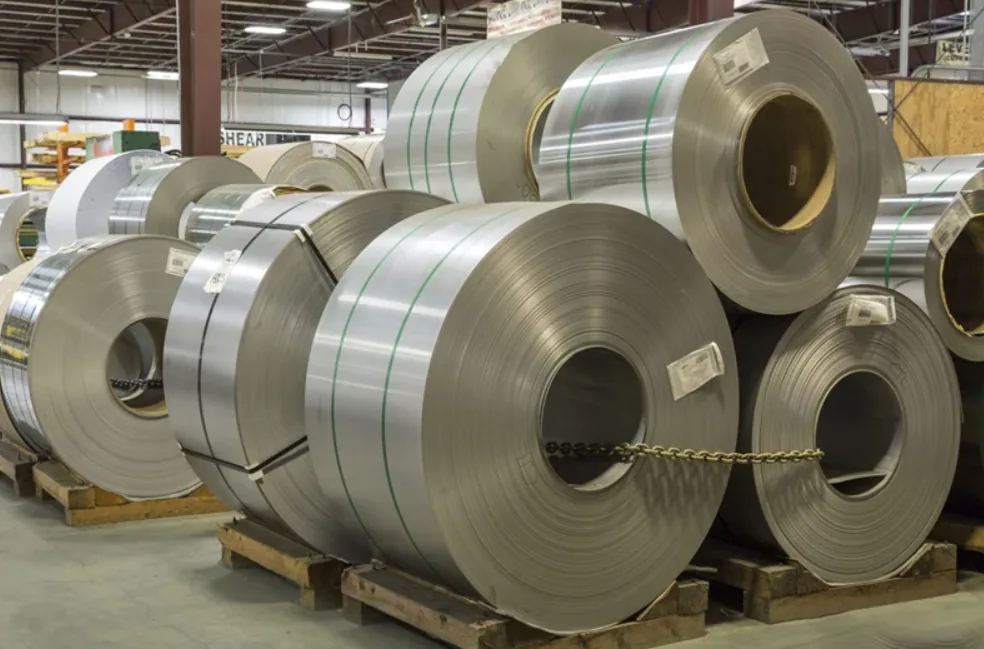 DỰ BÁO THỊ TRƯỜNG INOX & NHÔM 2026 TẠI VIỆT NAM: CƠ HỘI – THÁCH THỨC & CHIẾN LƯỢC CHO DOANH NGHIỆP VẬT LIỆU – hình 1