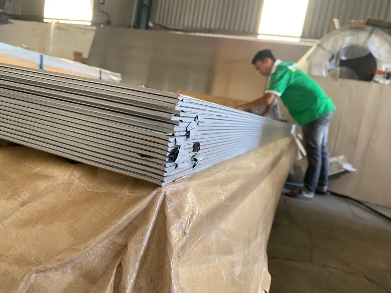 Nguyên Vương Metal – Mạng Lưới Phân Phối Inox & Nhôm Toàn Quốc 2025 – hình 1