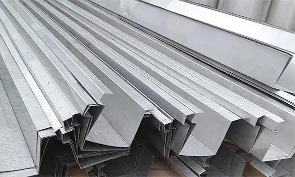 Máng xối inox 0.8mm và xu hướng công trình xanh 2025 – Giải mã bề mặt 2B giúp chống bám bẩn vượt trội – hình 1