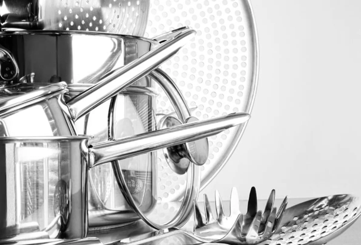 Tính Ứng Dụng Của Cuộn Inox 303 Trong Các Ngành Công Nghiệp Hiện Đại – hình 3