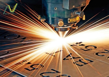 GIA CÔNG LASER INOX CHÍNH XÁC CAO – VÌ SAO CÓ NƠI CẮT “RA FILE NÀO RA FILE ĐÓ”, CÓ NƠI SAI SỐ LIÊN TỤC?