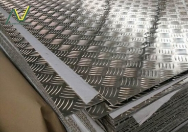 Địa điểm mua nhôm gân chống trượt A5052 uy tín tại TP.HCM – Nguyên Vương Metal
