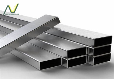 Inox tấm 304 và 316 trong gia công công nghiệp nặng 2025: Xu hướng lựa chọn mới của doanh nghiệp sản xuất