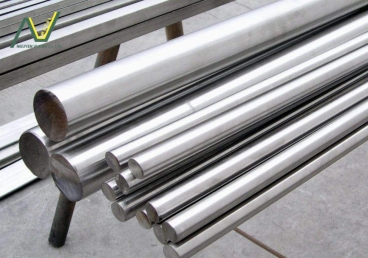 Cuộc Chiến Thầm Lặng Giữa Inox 201 Và Inox 304 Trong Ngành Nội Thất 2026 – Doanh Nghiệp Đang Chọn Loại Nào?