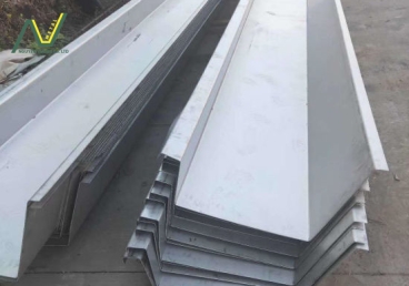 Vì sao máng xối inox 0.4mm trở lại mạnh mẽ trong xu hướng xây dựng tiết kiệm 2025?
