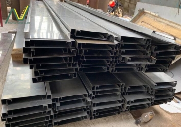 Inox 430 Trong Ngành Thiết Kế Nội Thất 2025 – Vì Sao Vật Liệu “Giá Mềm” Đang Thành Xu Hướng Cao Cấp?