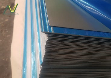 NHÔM 1050 VS 5052 – CHÊNH LỆCH NHỎ, KHÁC BIỆT LỚN TRONG SẢN XUẤT CÔNG NGHIỆP