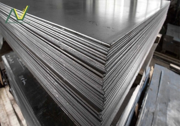 Inox Tấm 304 Dày 1mm – Đặc Tính, Ứng Dụng và Thị Trường Việt Nam 2025