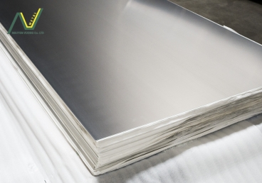 Tấm Inox khổ lớn siêu dày – Xu hướng mới trong ngành kết cấu hạ tầng, đóng tàu, công nghiệp nặng tại Việt Nam 2025