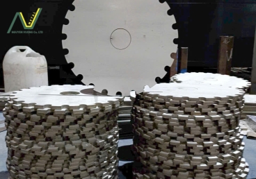 Nhôm 5052 H32 – Tấm & Cuộn: Ưu Nhược Điểm, Độ Bền, Ứng Dụng & Báo Giá 2025