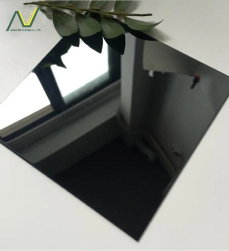 Inox Gương & Nhôm Anod – Giải Pháp Thi Công Bảng Hiệu Sang Trọng Cho Cửa Hàng Nhỏ Và Studio Cá Nhân