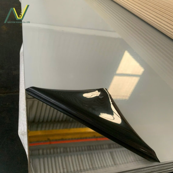 Tấm inox 304/BA/PVC 2.0 x 1220 x 2440